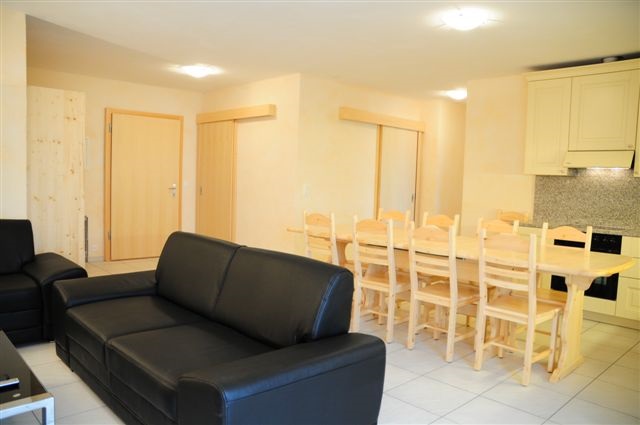 Raccards N°6 : 4.5 pièces (Accès pelouse) Raccards N°6 : 4.5 pièces (Accès pelouse)