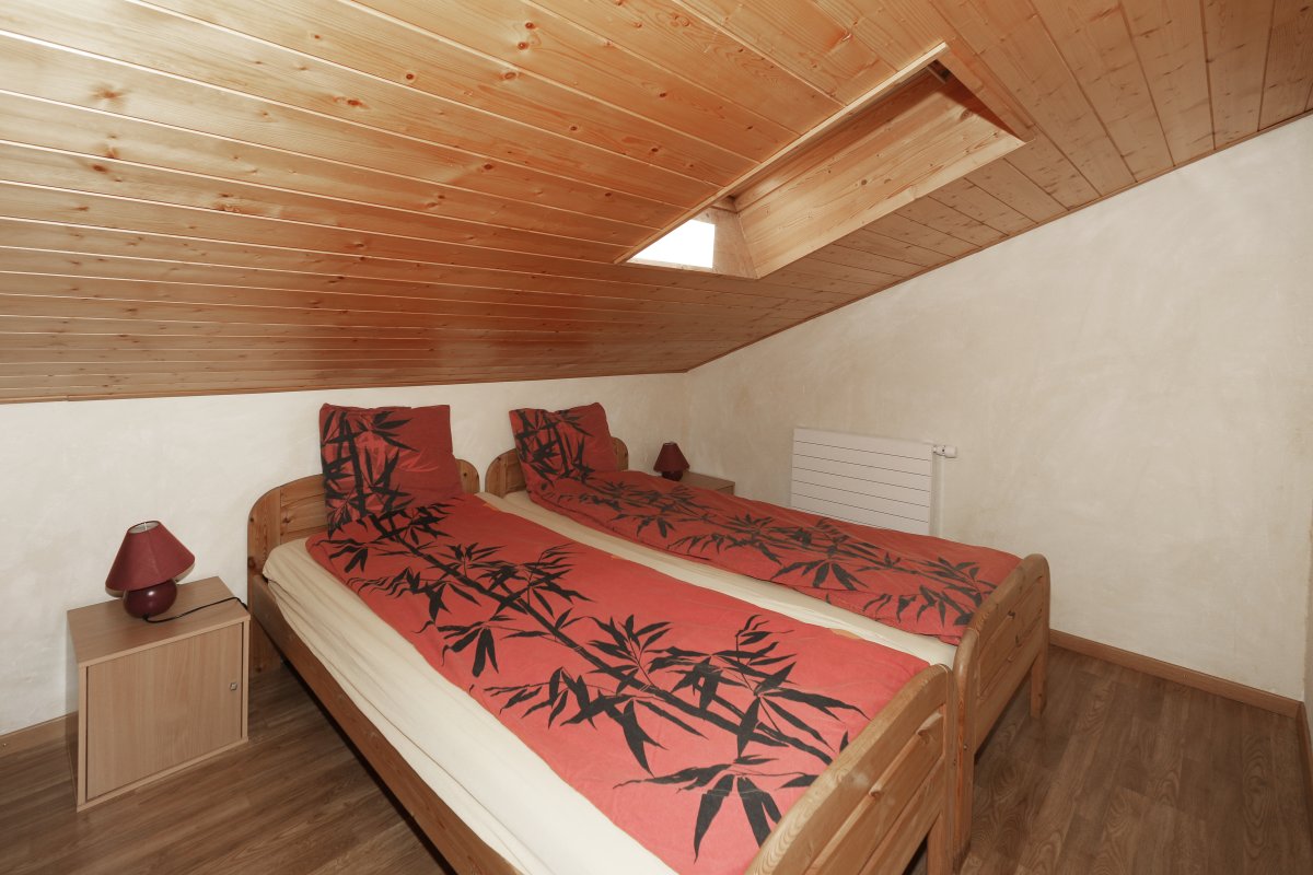 Central N°3 : 4.5 pièces en Duplex Central N°3 : 4.5 pièces en Duplex