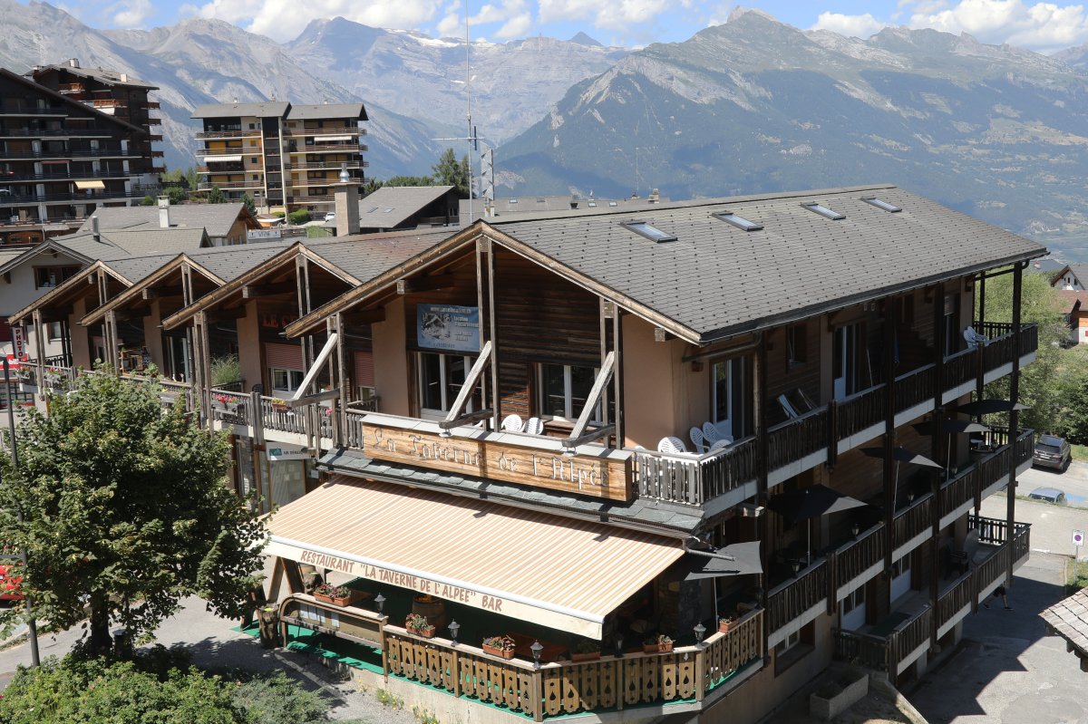 Central N°3 : 4.5 pièces en Duplex Central N°3 : 4.5 pièces en Duplex