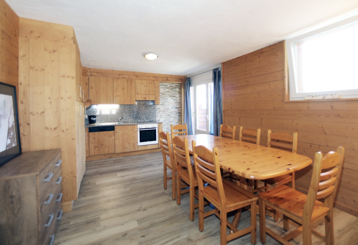 Central N°3 : 4.5 pièces en Duplex Central N°3 : 4.5 pièces en Duplex