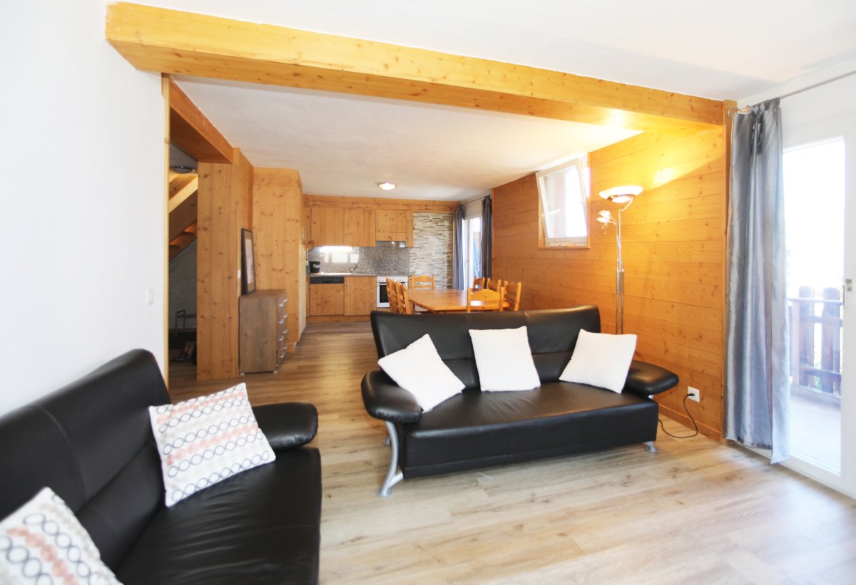 Central N°3 : 4.5 pièces en Duplex Central N°3 : 4.5 pièces en Duplex