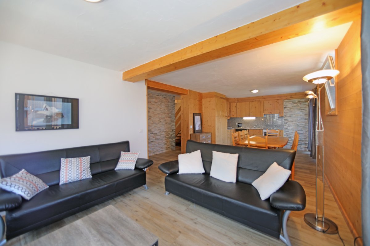 Central N°3 : 4.5 pièces en Duplex Central N°3 : 4.5 pièces en Duplex